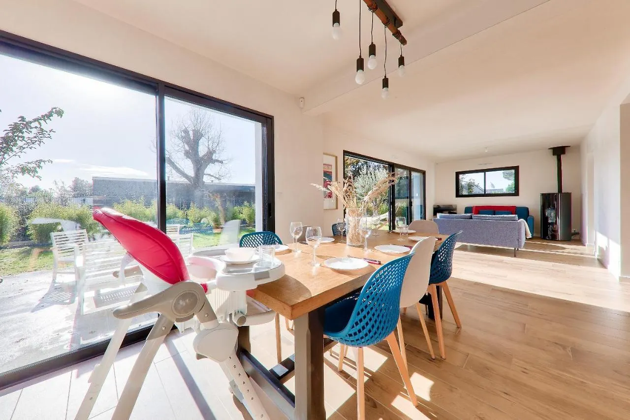 Proche Plage Du Rouvran - Maison Pour 8 Le Tour-du-Parc 0*,  France